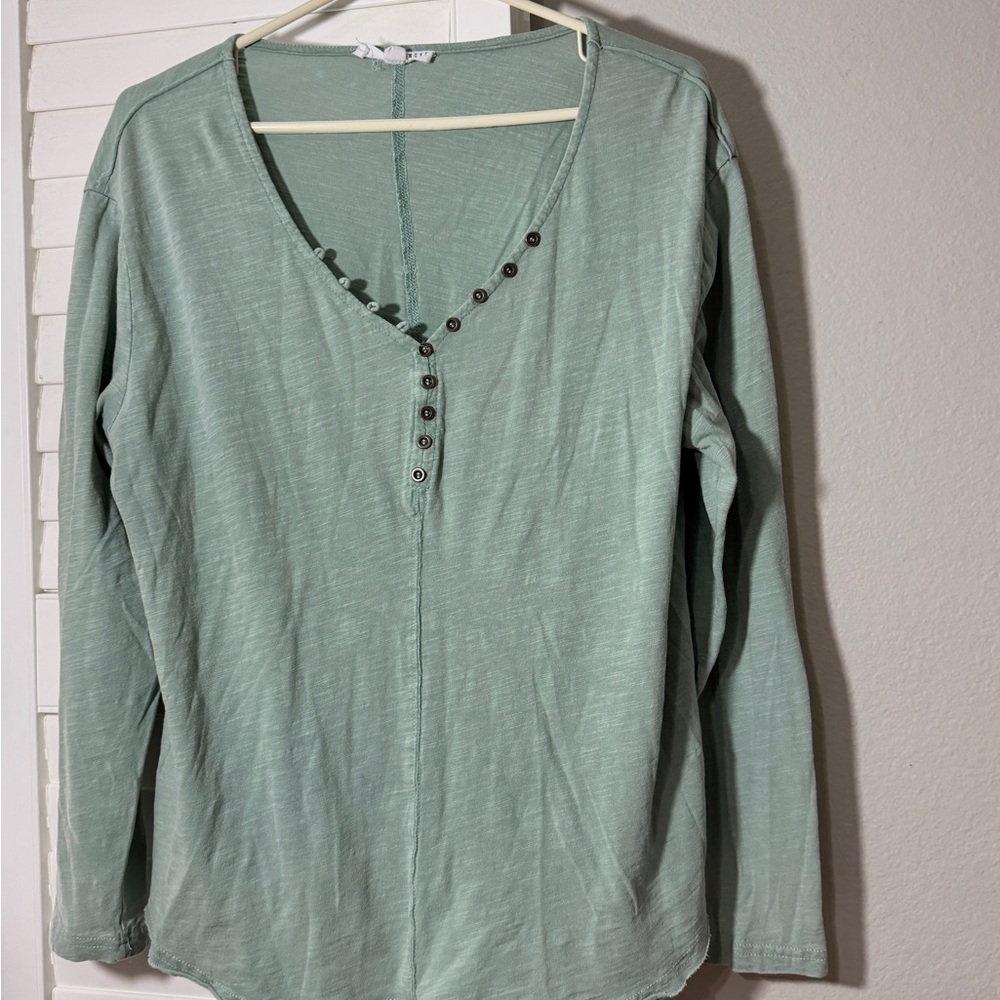 Jane & Delancey Womens Shirt Size M Sage Light Green Long Sleeve Slub Tee Solid - Picture 4 of 4